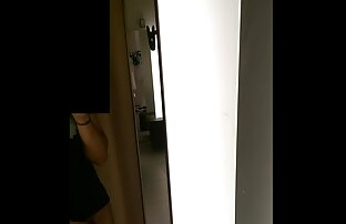 XXX Zwei Männer mit reife frau wird gefickt einem Freund, der nicht für Gangbang verdreht ist