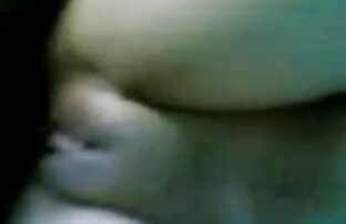 XXX Frau und Freundin macht Ihren gruppensex mit reifen frauen Mann Hahnrei und zusammen auf dem Stuhl