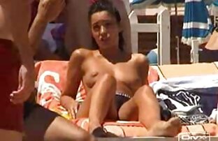 XXX Kahle ältere frauensex Männer ziehen sie mit einer langen Zunge und elastischen Details an